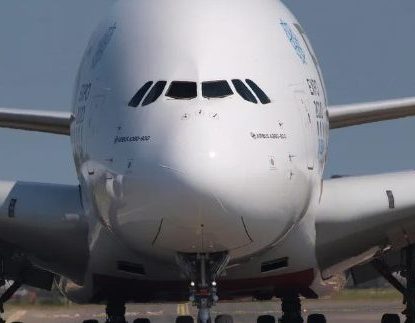 Setor aéreo deve alcançar lucro líquido de US$9,8 bilhões em 2023, projeta IATA